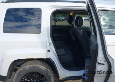 2016 Jeep Patriot Sport z USA, uszkodzony, nr VIN 1C4NJRBB3GD788815